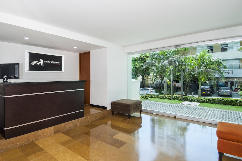 Travelers Suites Orange Cartagena photo5
