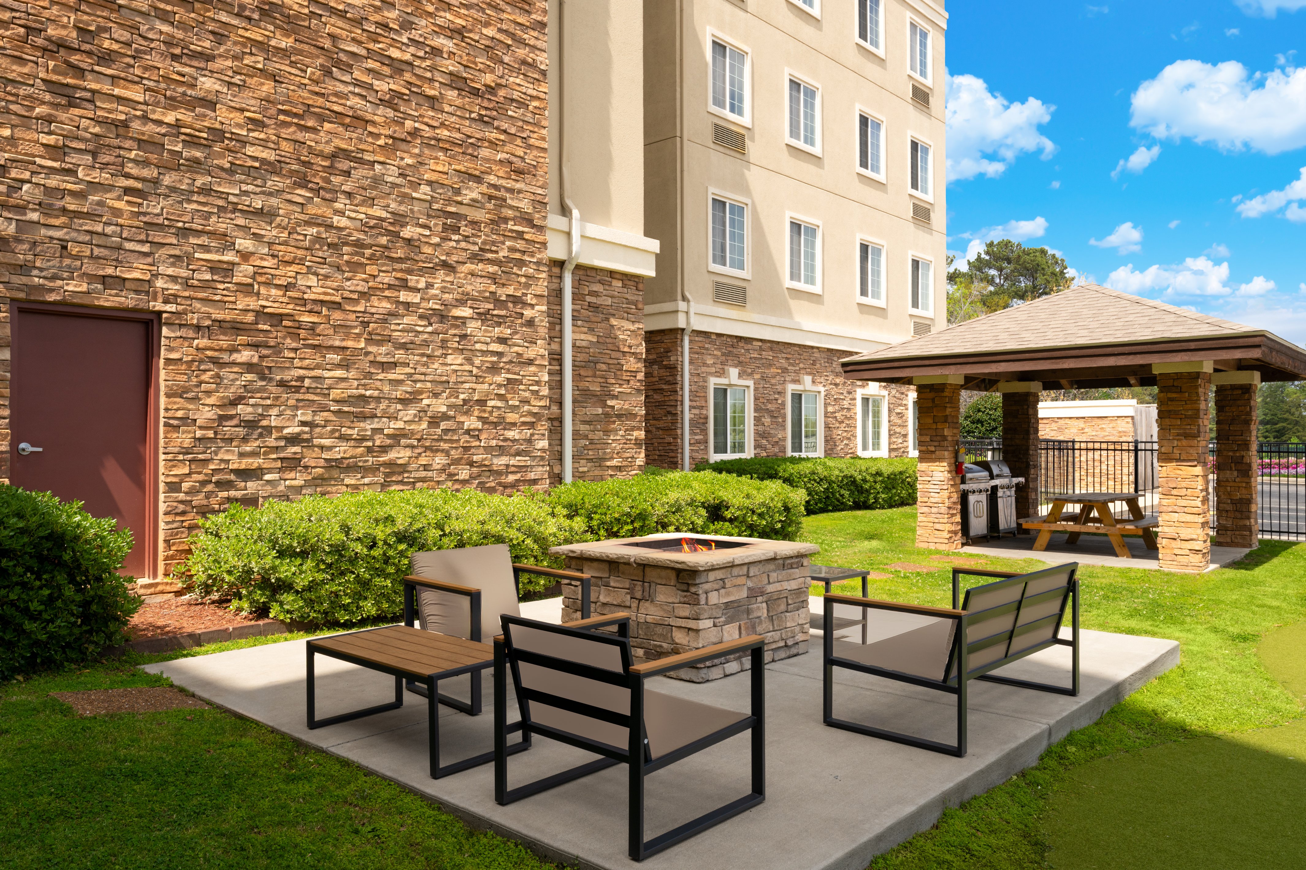STAYBRIDGE SUITES AUGUSTA 64/64