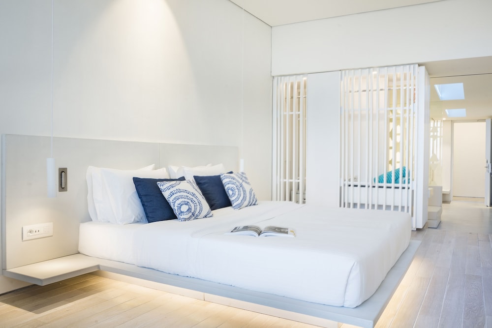 SUITE, SEA VIEW, PRIVATE POOL