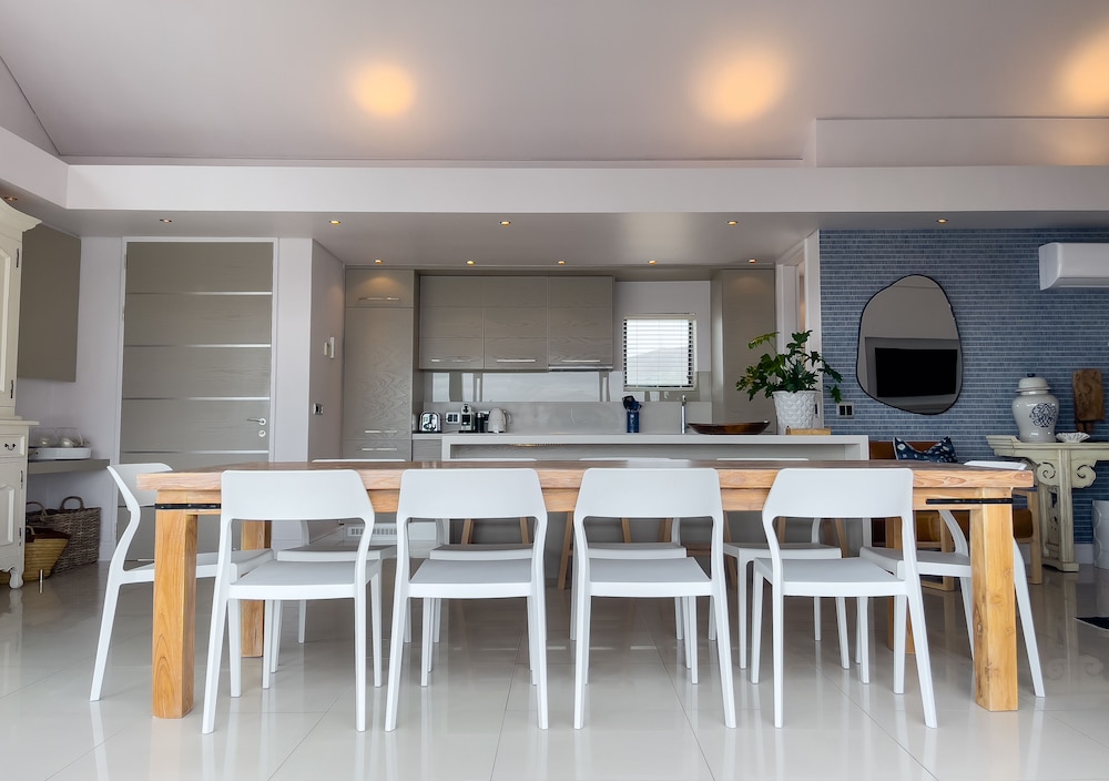 Le Paradis Penthouse Apartment 25/37