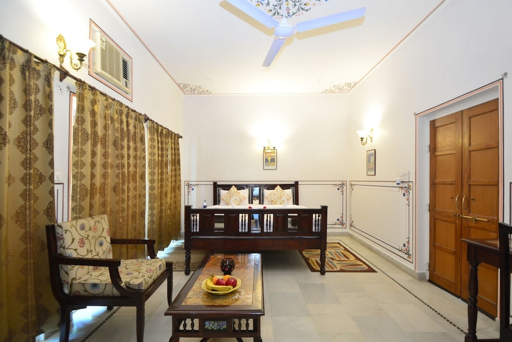 Mahal Khandela 3/32