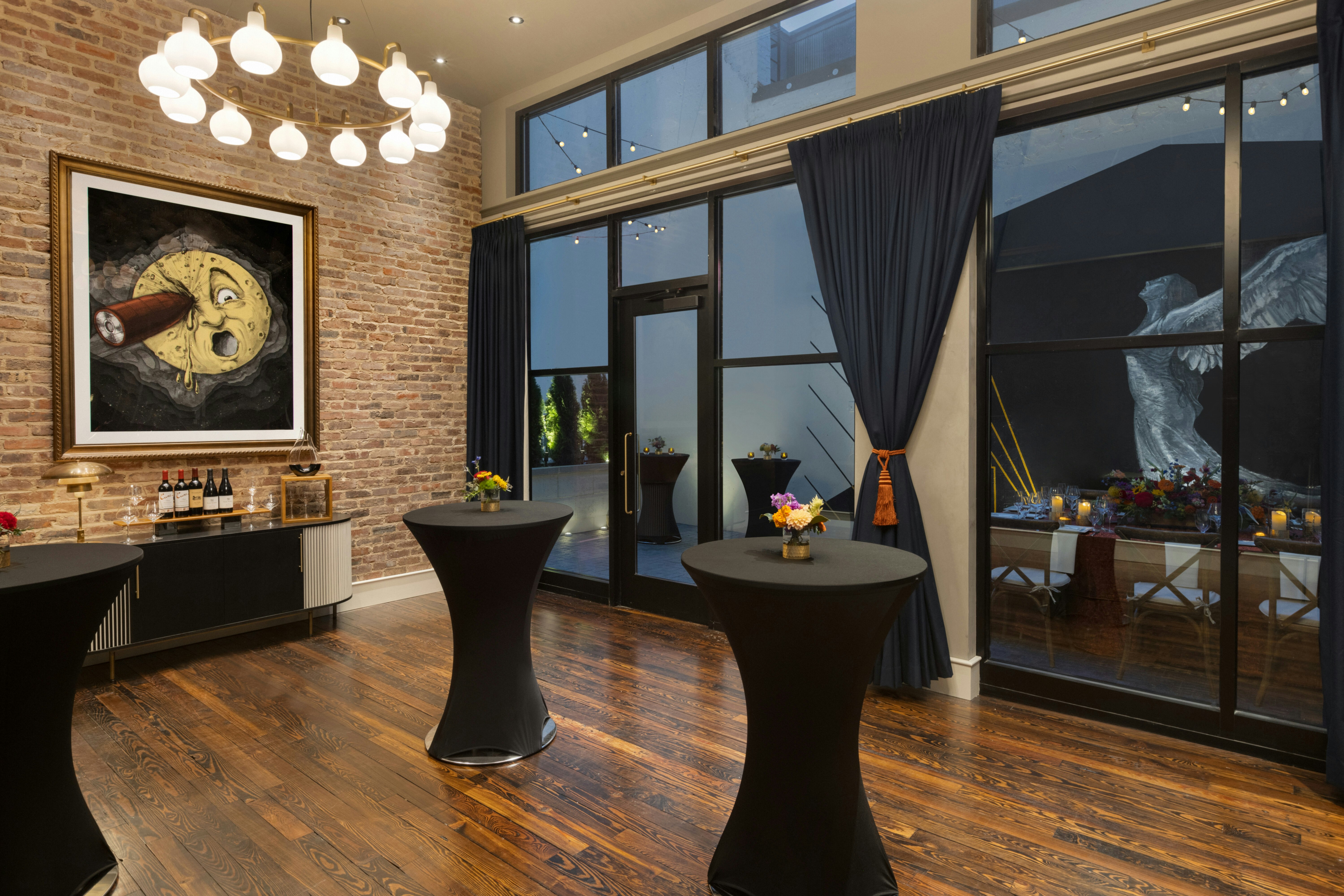 106 Jefferson Huntsville, Curio Collection by Hilton 37/59