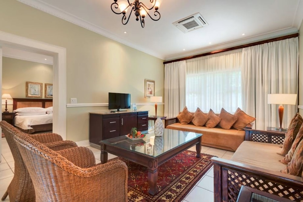 ANEW Resort Hunters Rest Rustenburg 30/33