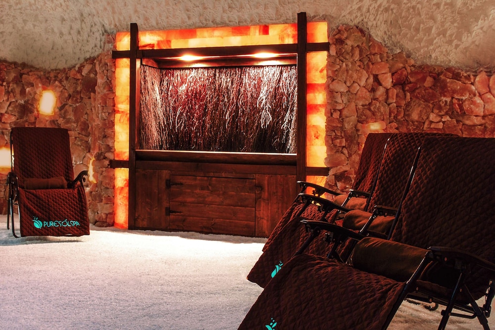 Embassy Suites By Hilton San Antonio Brooks Hotel & Spa 32/67