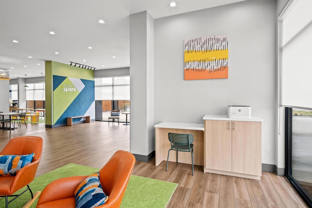 Spark by Hilton Garland Dallas East 28/42