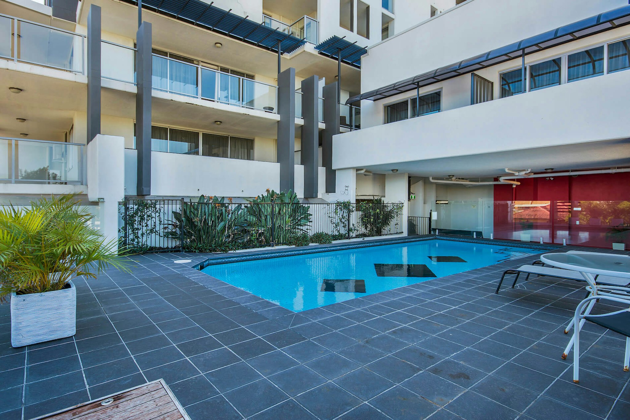 THE CHERMSIDE APARTMENTS 35/57