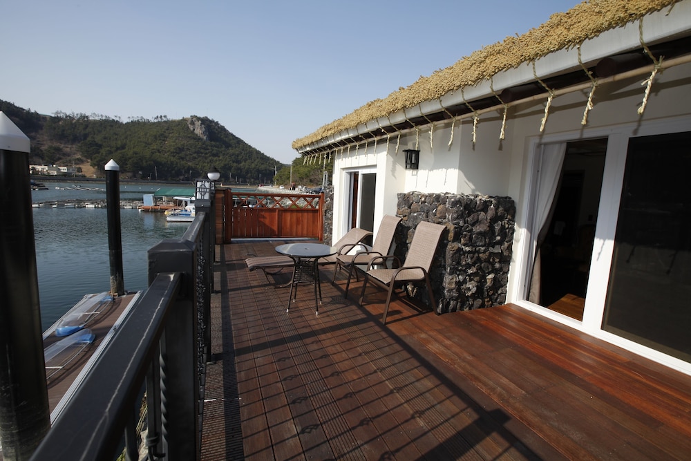 Hansan Marina Hotel Resort 4/63