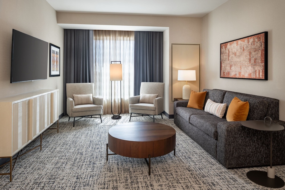Delta Hotels by Marriott Wichita Falls Convention Center 22/44