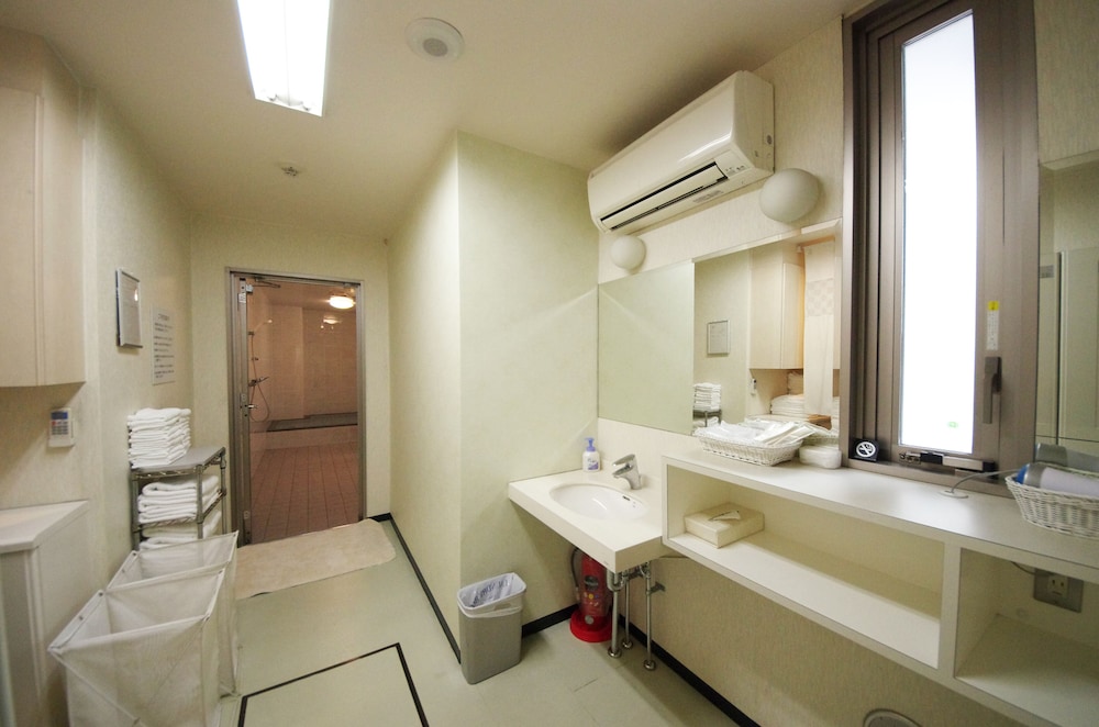 Urbain Hiroshima Executive 43/49