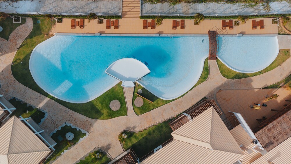 Oiti Beach Resort 28/50