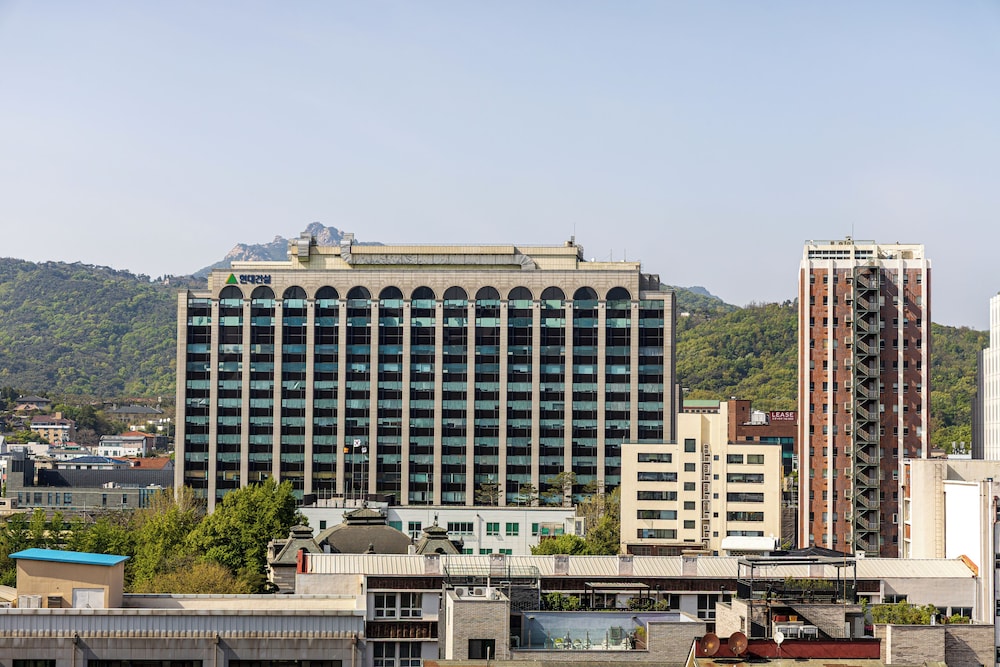 Insadong Crown Hotel in SEOUL