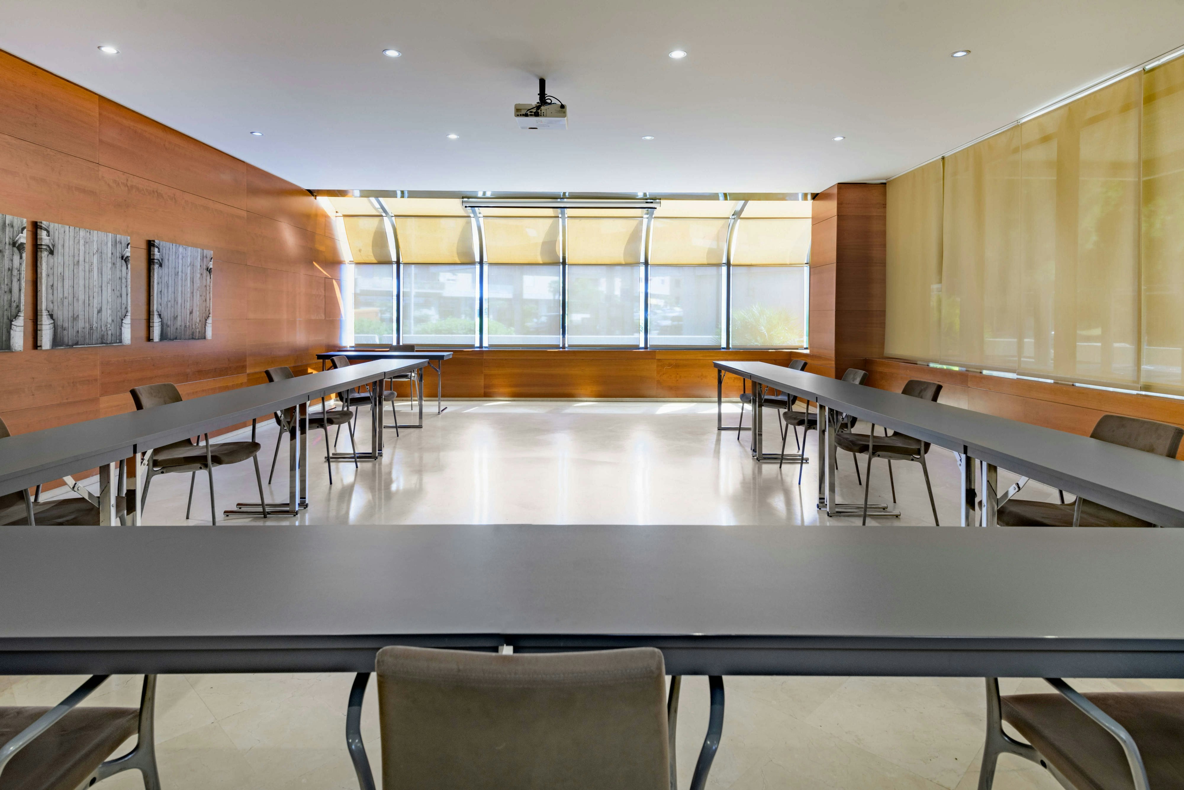 Ac Hotel Genova By Marriott 44/50