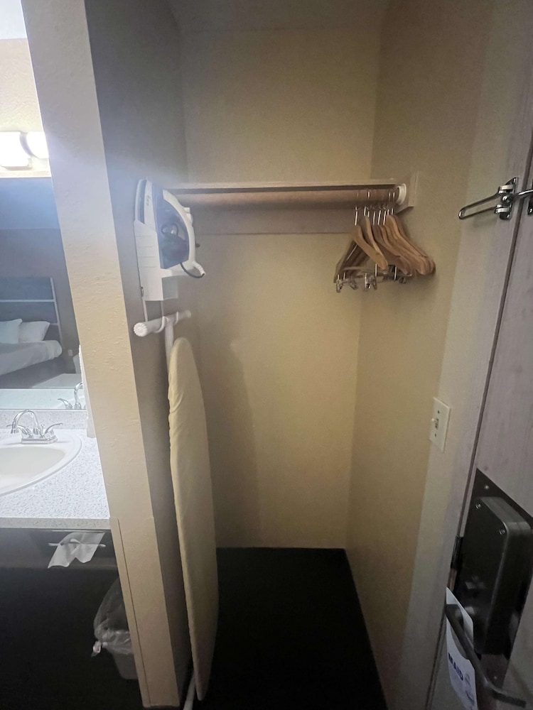 SureStay by Best Western Wells 16/36