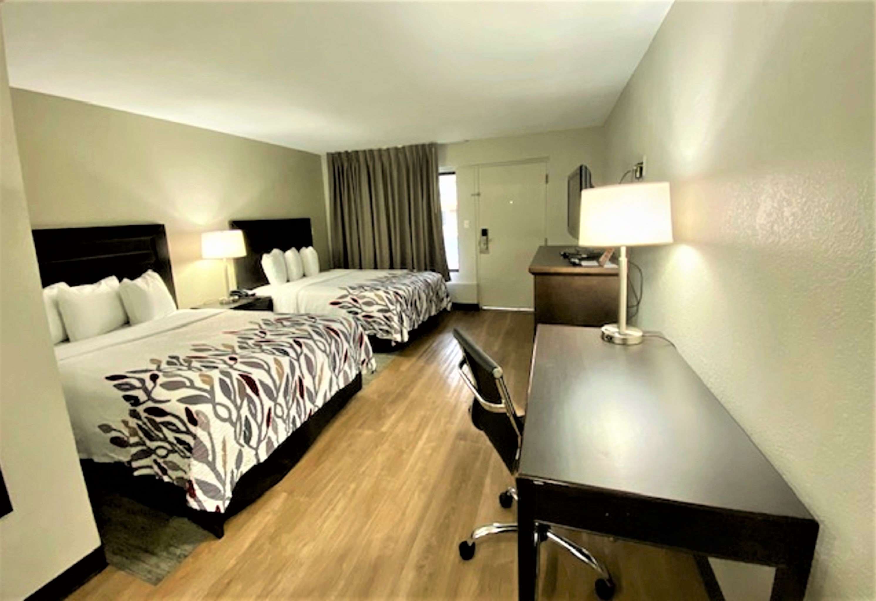 Room, Queen Bed, Accessible