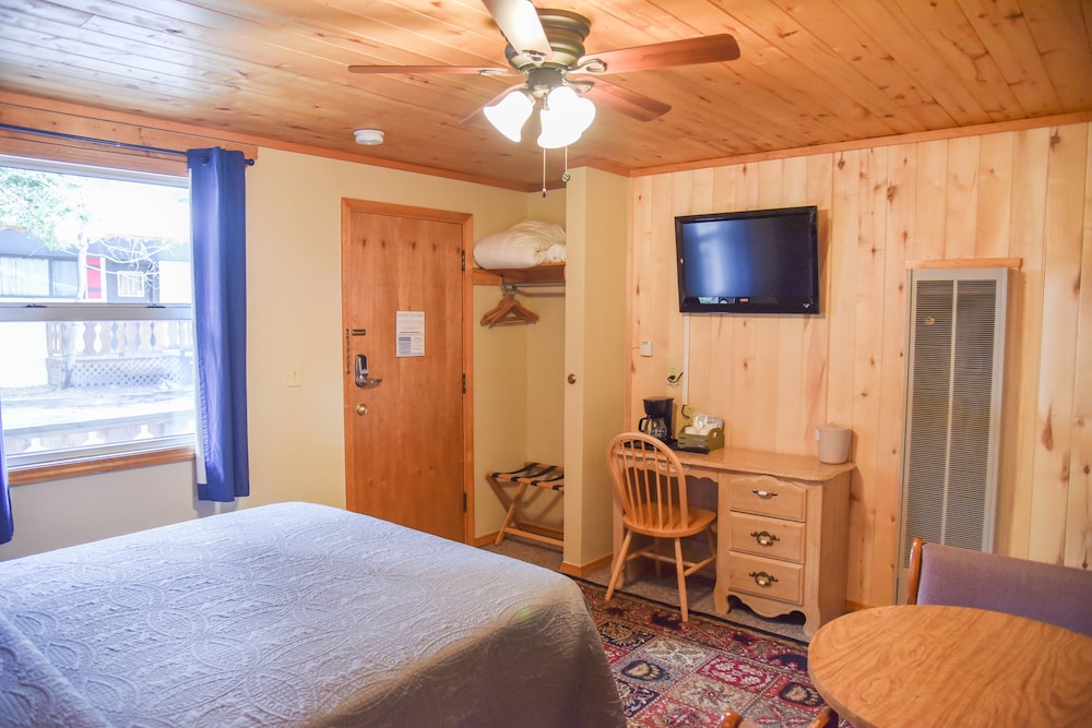 Alpine Lodge 18/50