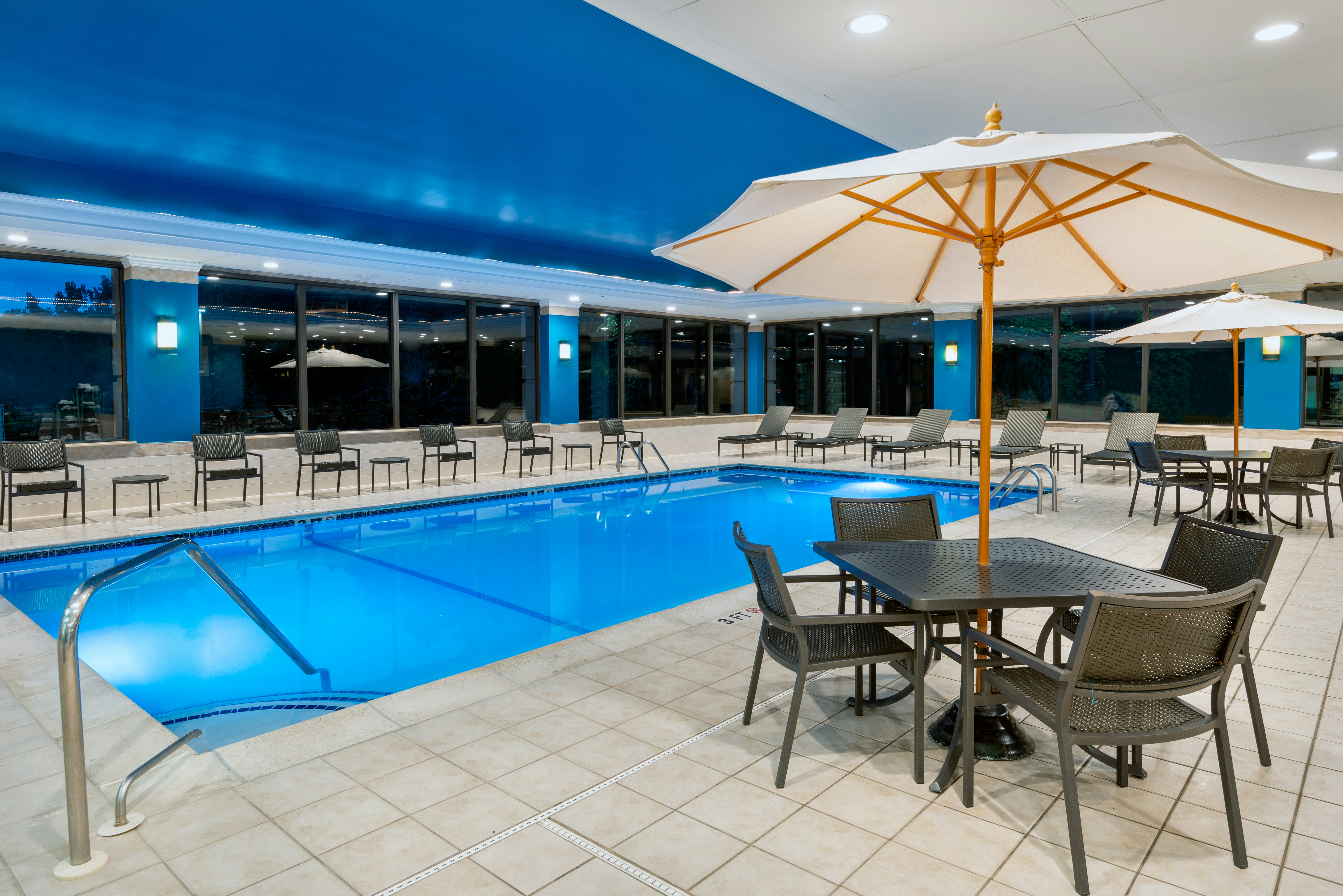 Hampton Inn Hartford Airport 26/44