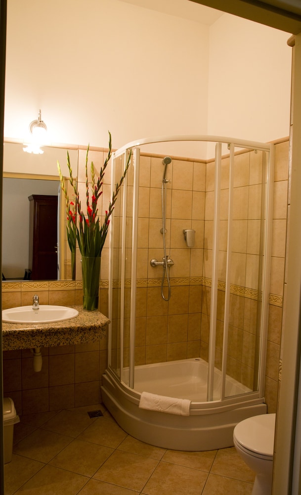 APARTHOTEL BASZTOWA 28/60