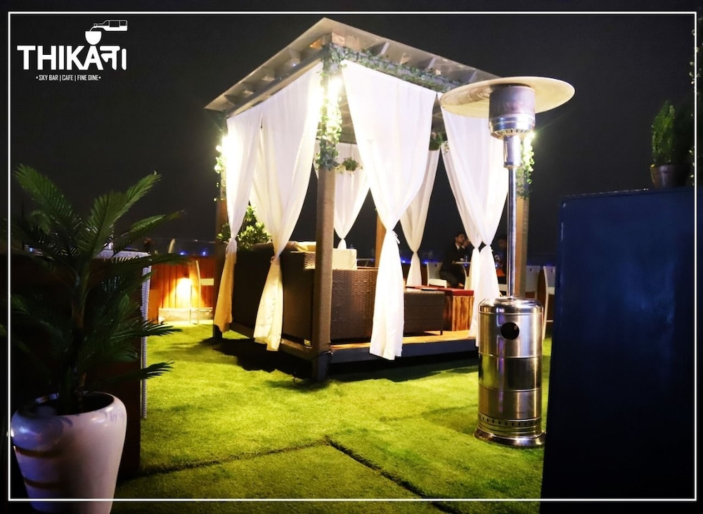 Hotel Madhushrie 32/50