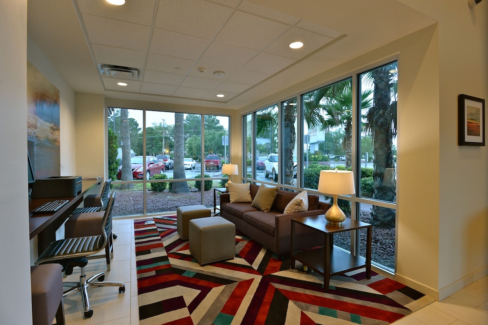 Hawthorn Suites by Wyndham El Paso Airport 13/28