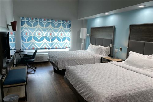 room, 2 queen beds