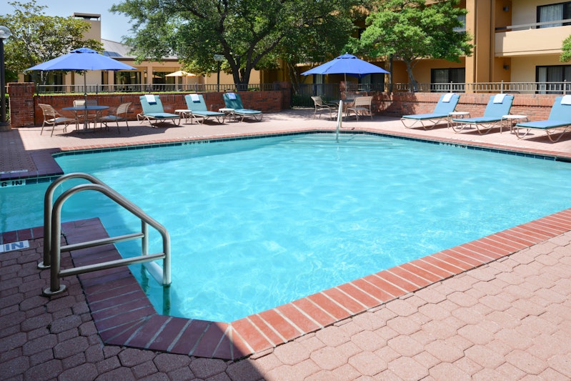 Courtyard Dallas Las Colinas 5/15