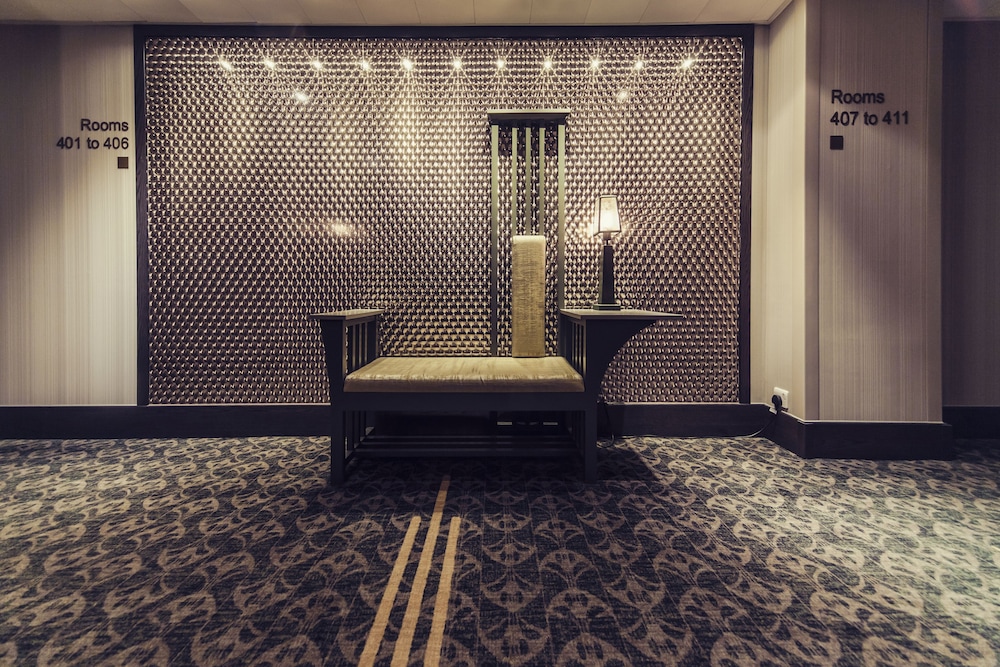 Carlton George Hotel 43/72