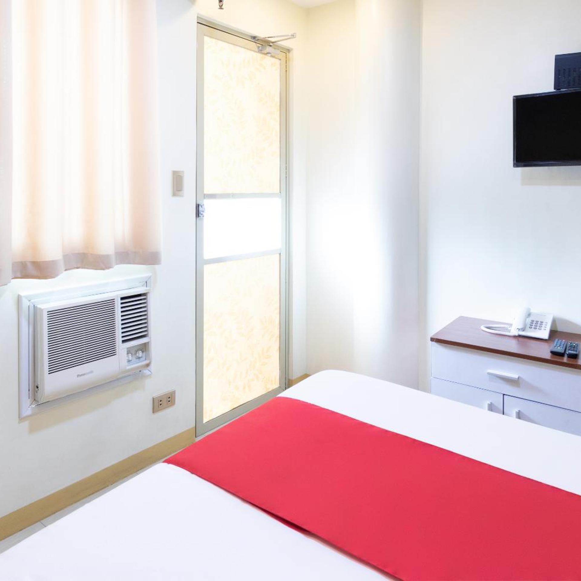 Starlight Bed And Breakfast 35/50