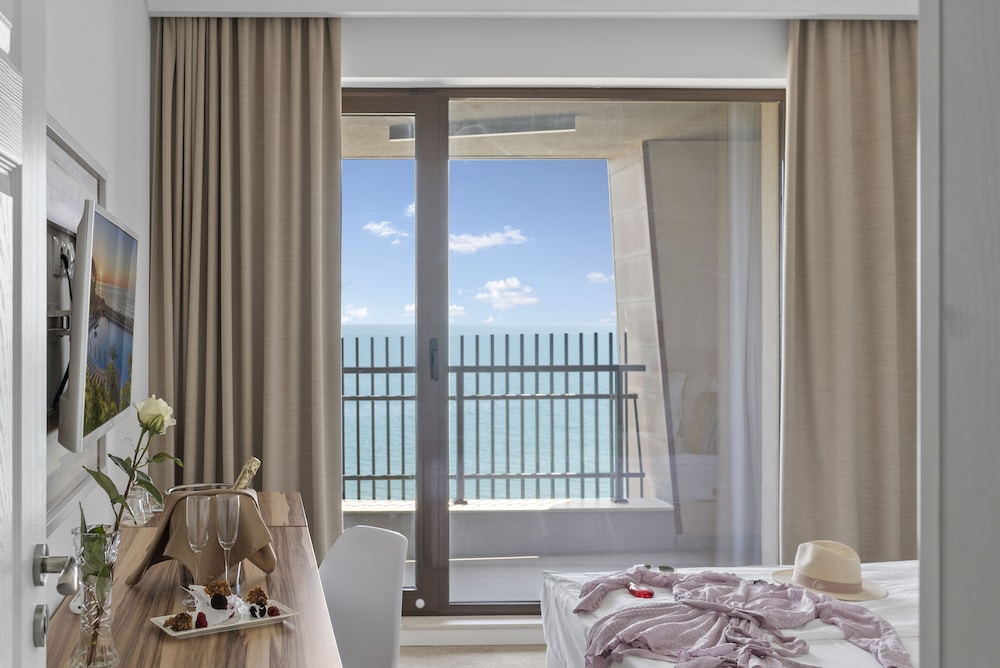 HVD Hotel Nympha Riviera Holiday Club Adults Only 18 15/45
