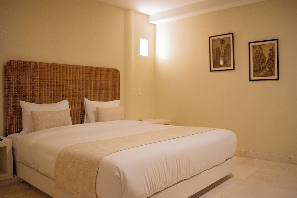 Casa Noa Colonial Rooms 10/48