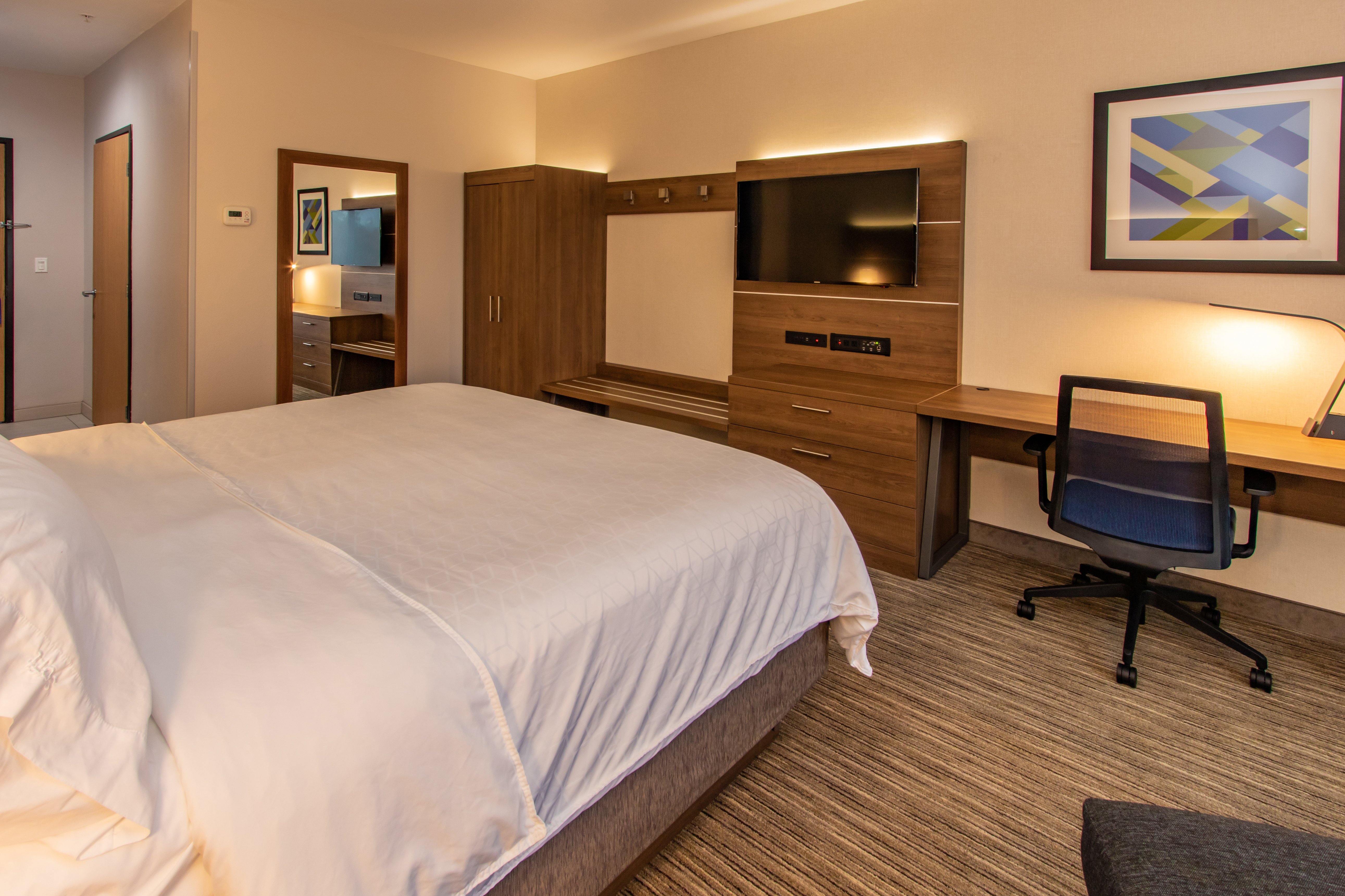 Holiday Inn Express Hotel Suites Roseville Galleria Area 15/49