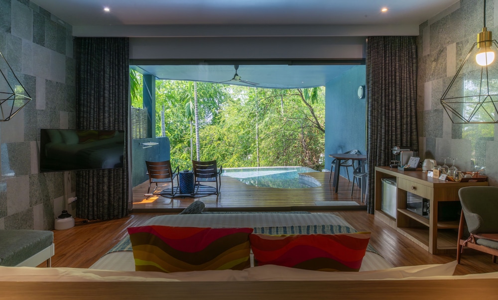 Skypool, Villa, King Bed، Navana Nature Escape 5/9