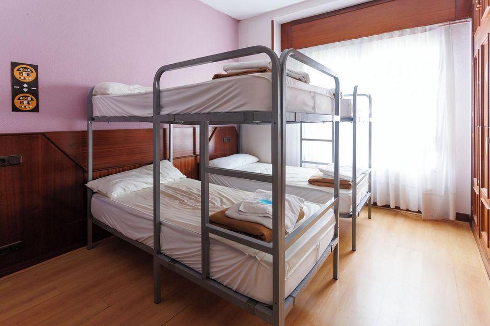 Room, Twin Beds, Private Bathroom
