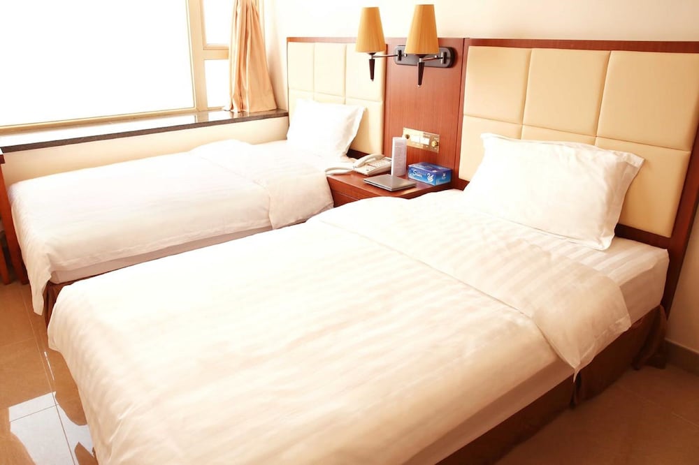 Grand Harbour Hotel 6/21