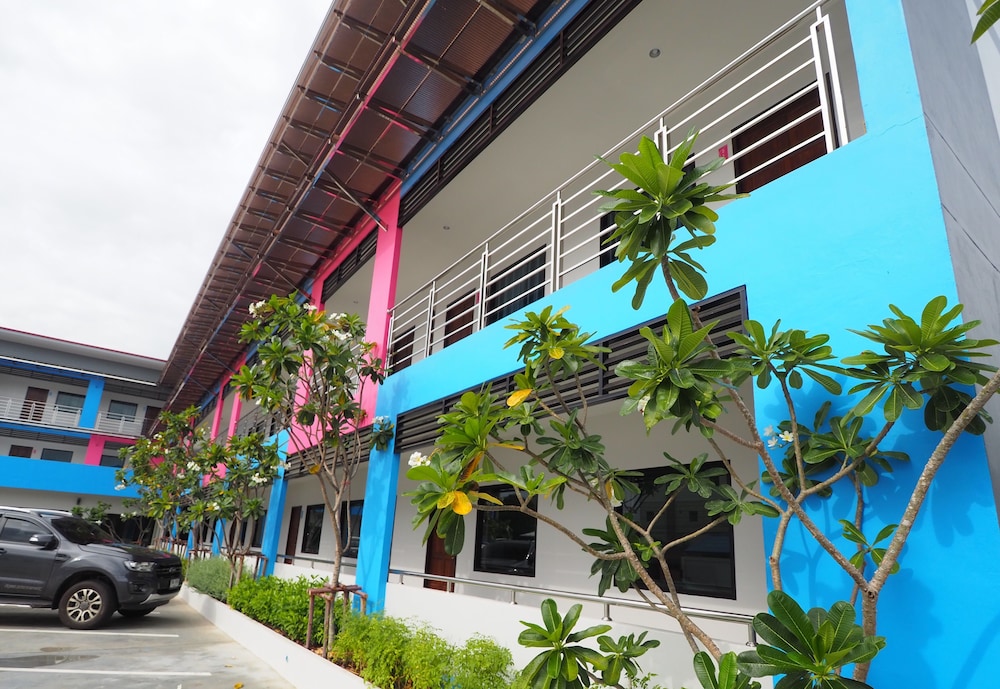 Waritthon Residence 22/24