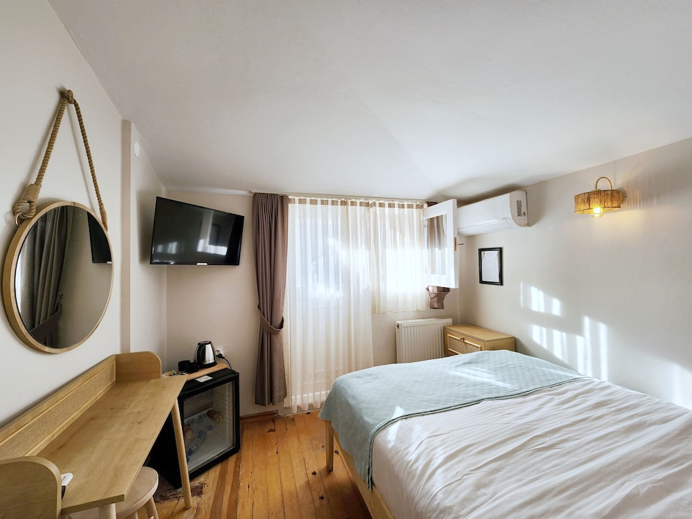 Aya Butik Otel Büyükada 7/50