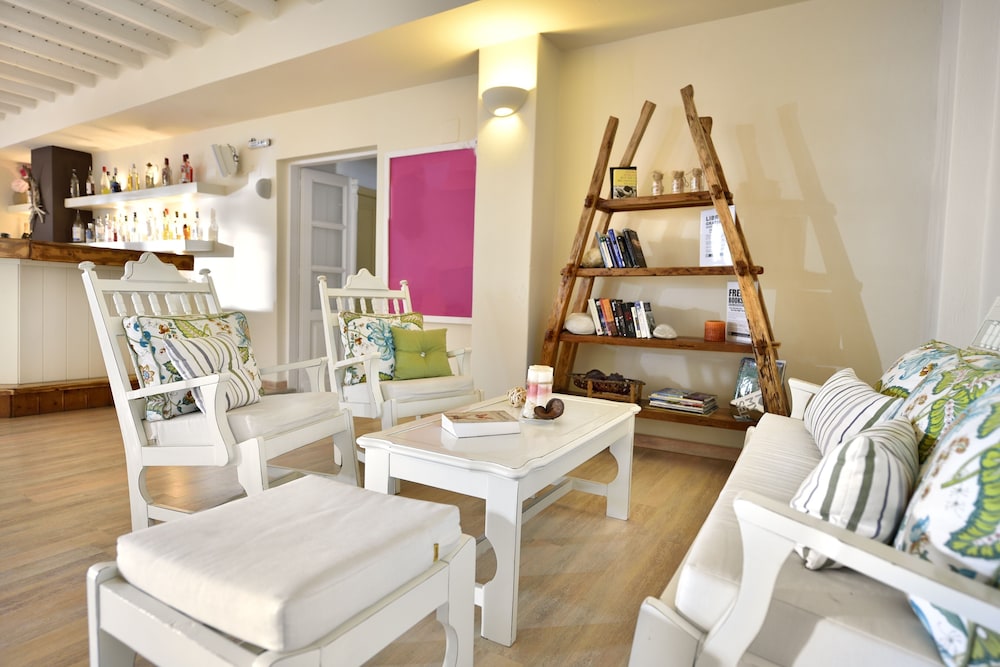 Hotel Erato 44/71