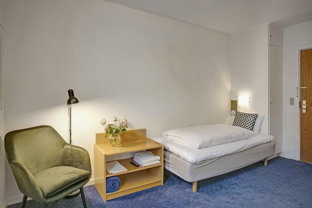 Palads Hotel 33/48