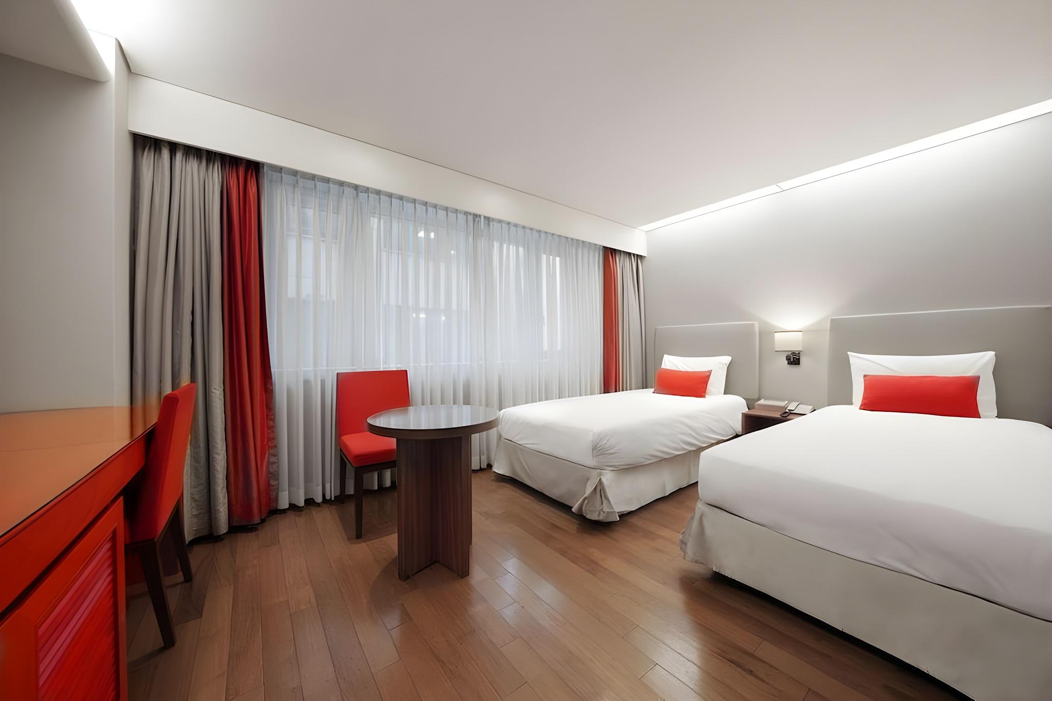 Red, Twin Beds