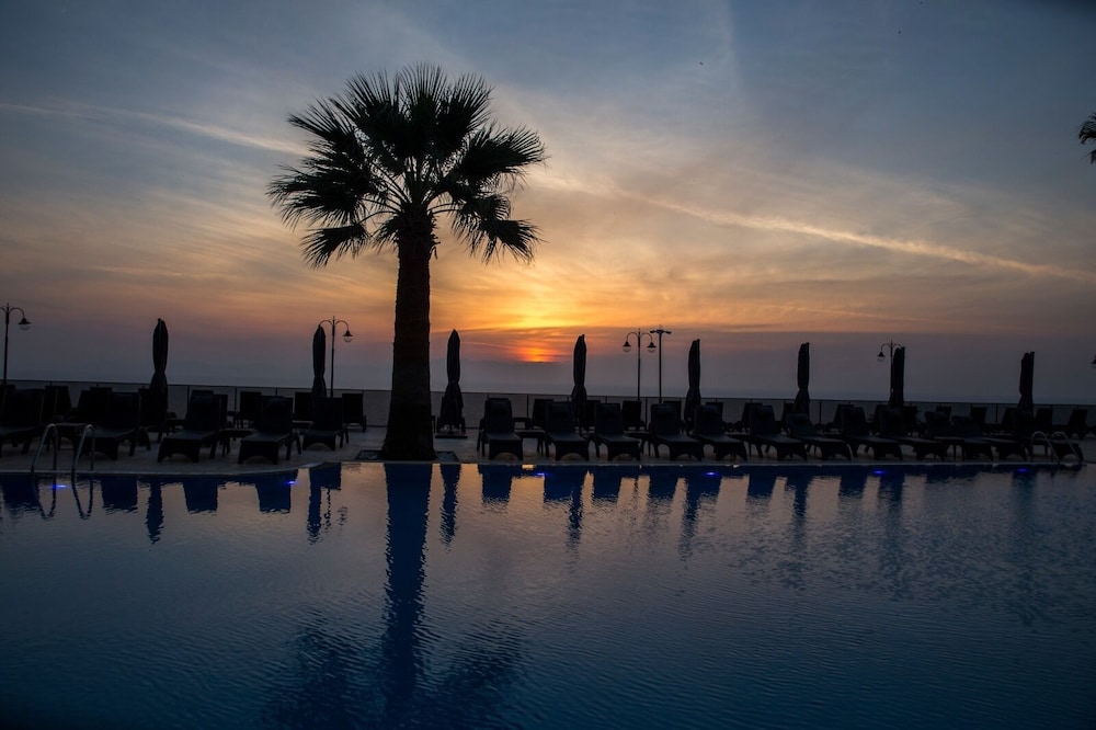 Palmera Hotel 46/50