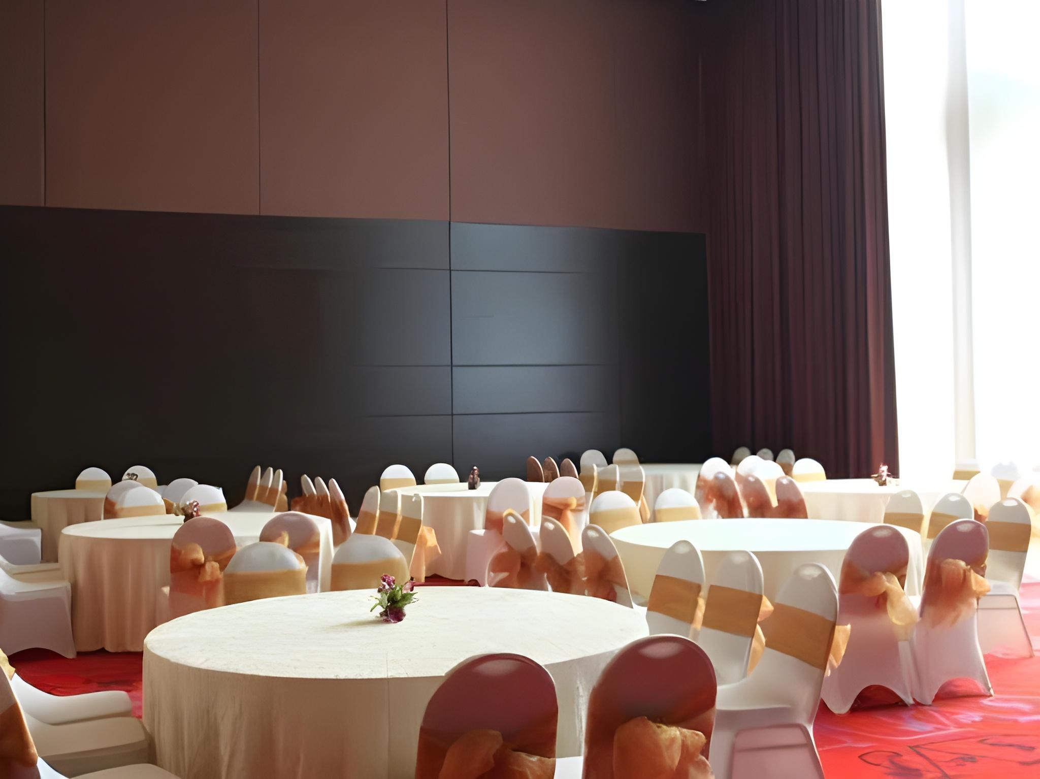 Soll Marina Hotel And Conference Center Bangka 40/47