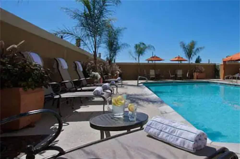 HYATT house Santa Clara 36/38