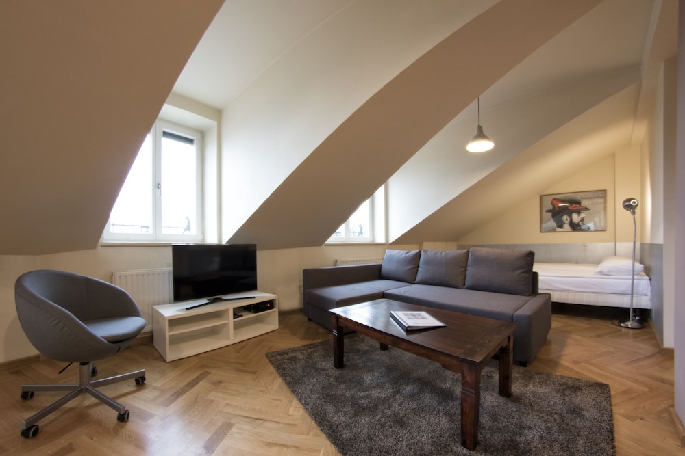 Yourplace Central Apartments 34/50