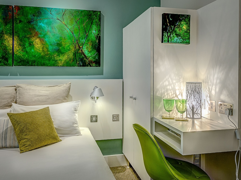 Hotel 55 10/55