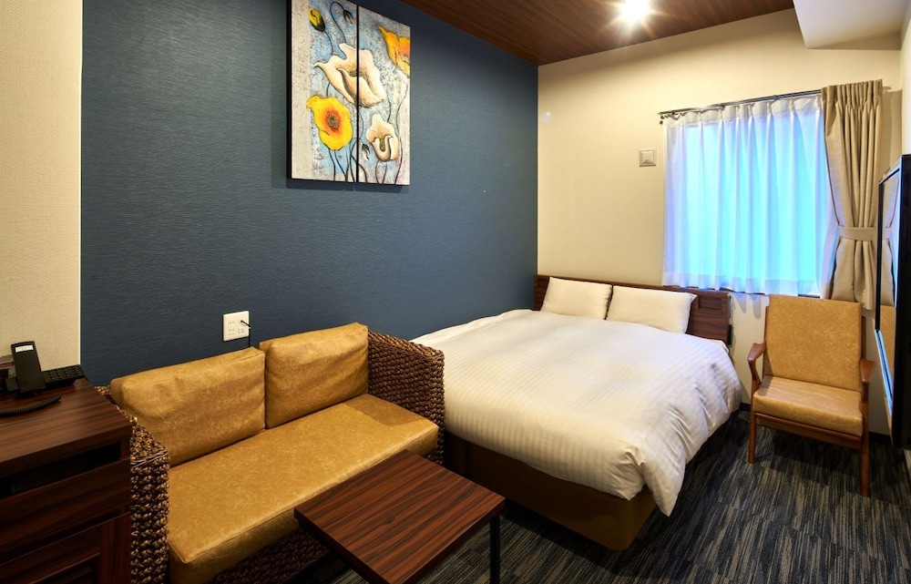 One S Hotel Fukuoka 8/43