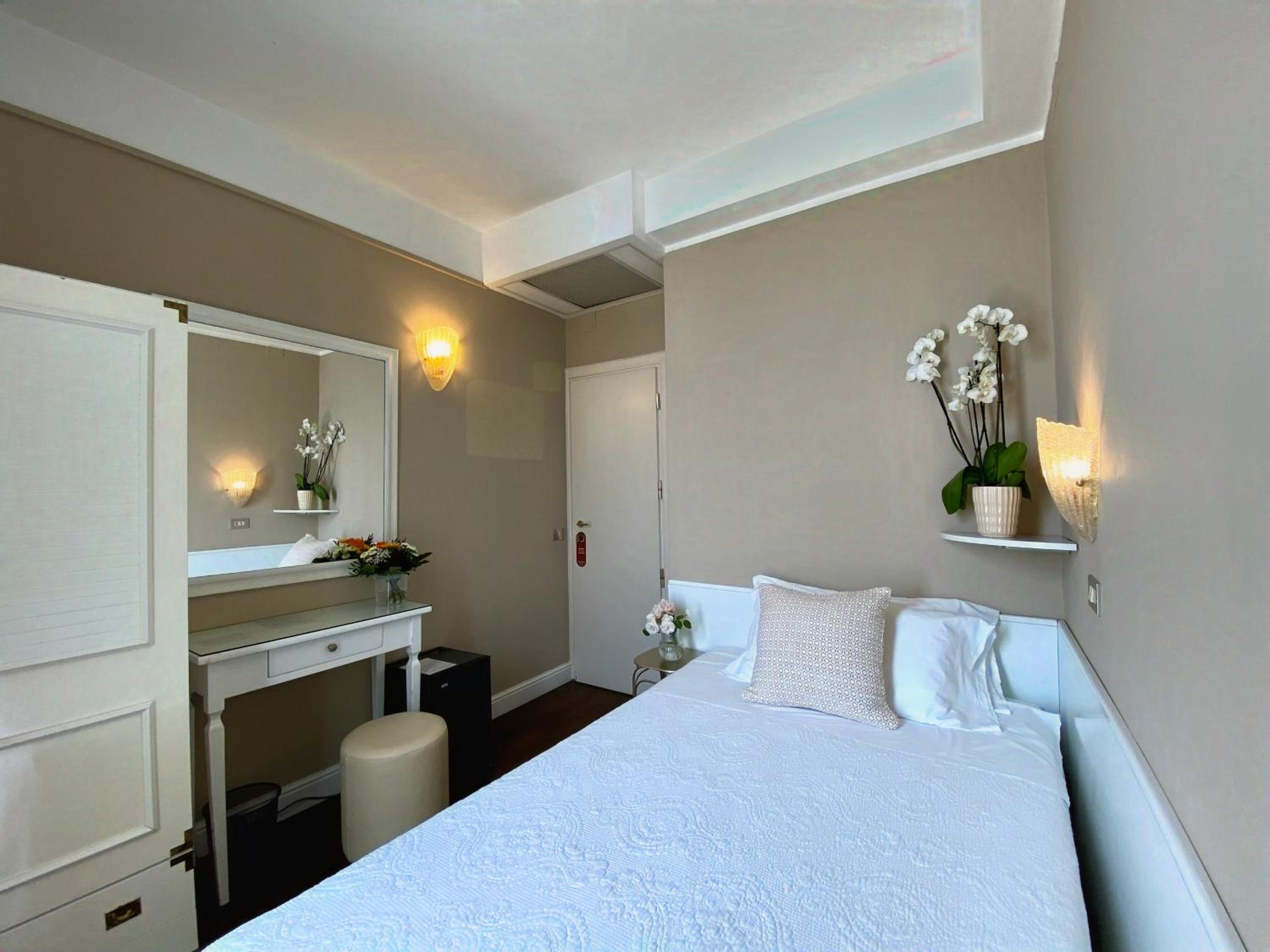 Hotel Admiral 12/50