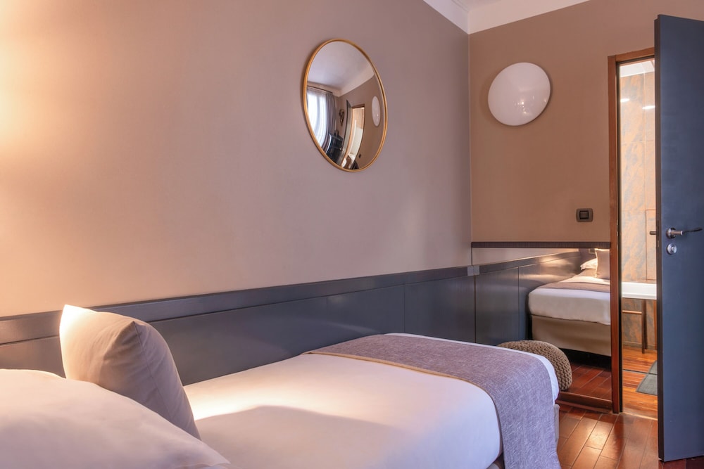 Hotel George Sand Opera Paris 29/50