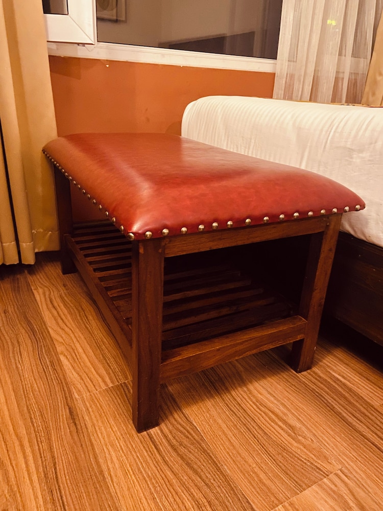 Three Jewels Boutique Hotel 44/74