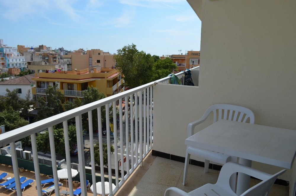 Alua Linda Mallorca photo5