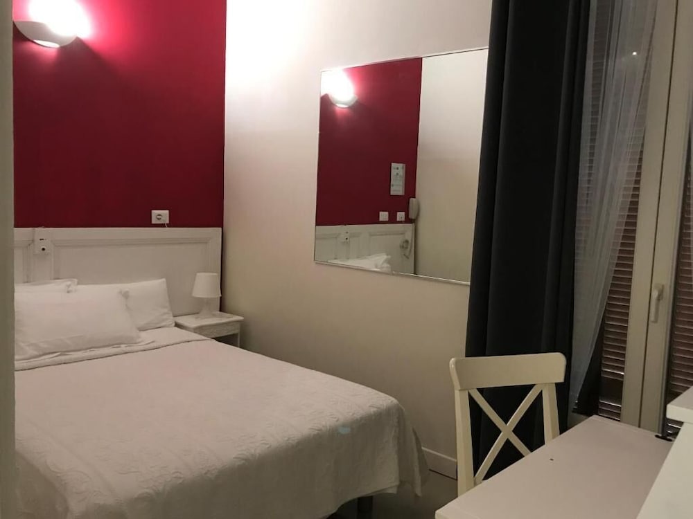Azur Hotel 29/59