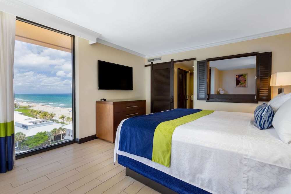 Wyndham Deerfield Beach Resort 18/53